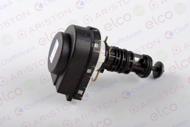 Ariston CLAS/GENUS váltószelep motorral 60001583-01